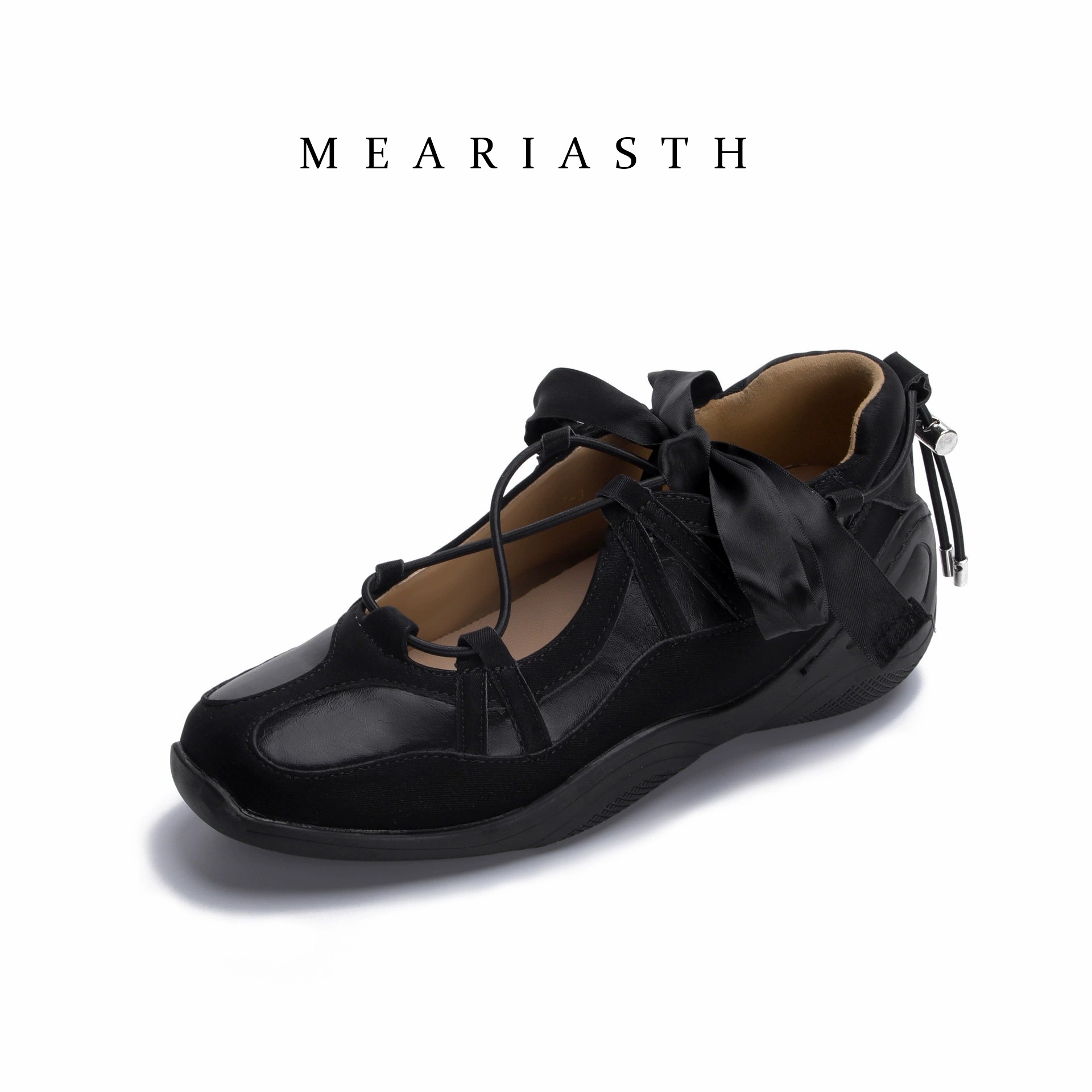 أحذية نسائية بكعب منخفض لربيع  - مراجعة Boat Shoe Leather وسعره
