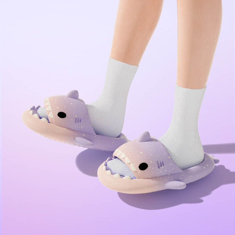 لطيف الكرتون القرش النعال للنس - مراجعة Men'S Shoes To Women'S Size وسعره