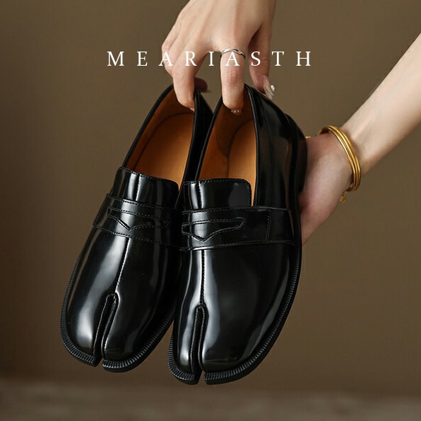 أحذية تابي سوداء للنساء، حذاء  - مراجعة Men'S Shoes Hey Dude وسعره