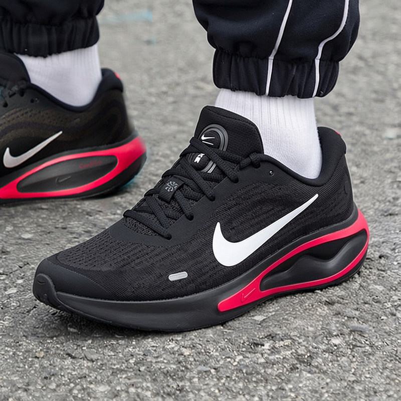 حذاء الجري الجديد للرجال من نا - مراجعة Men Shoes On Sale Nike وسعره