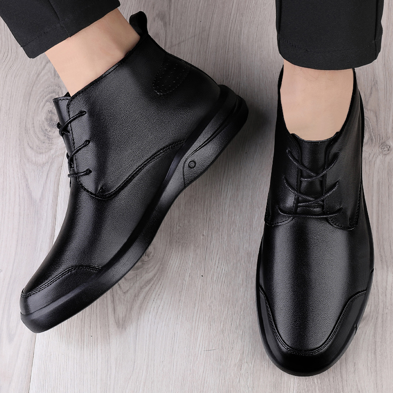 الشهيرة الفاخرة حذاء من الجلد  - مراجعة Men'S Shoes Hey Dude وسعره