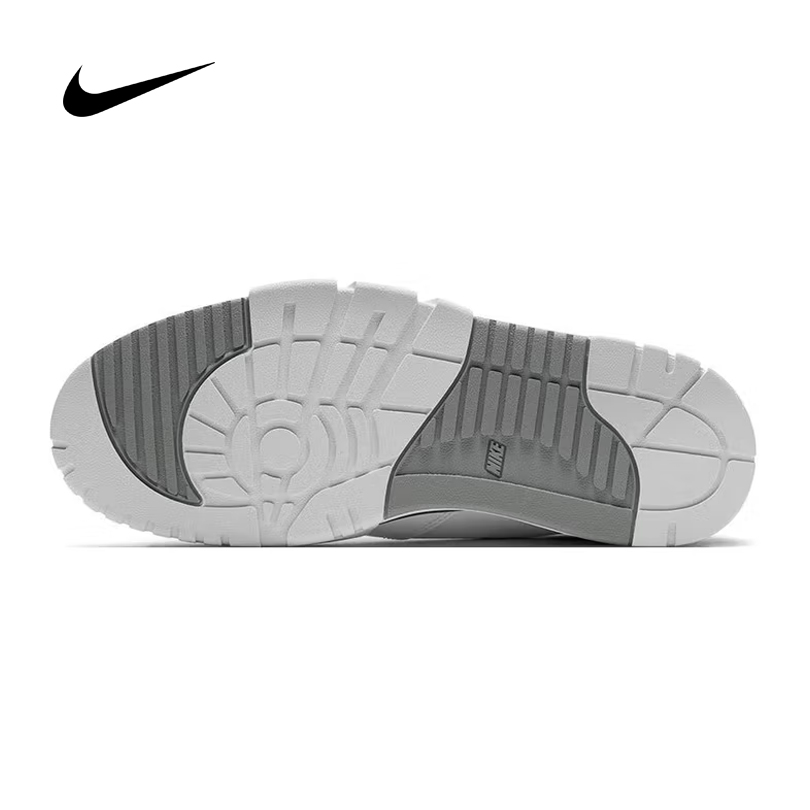 حذاء رياضي رجالي من Nike Air C - مراجعة Men Shoes On Sale Nike وسعره